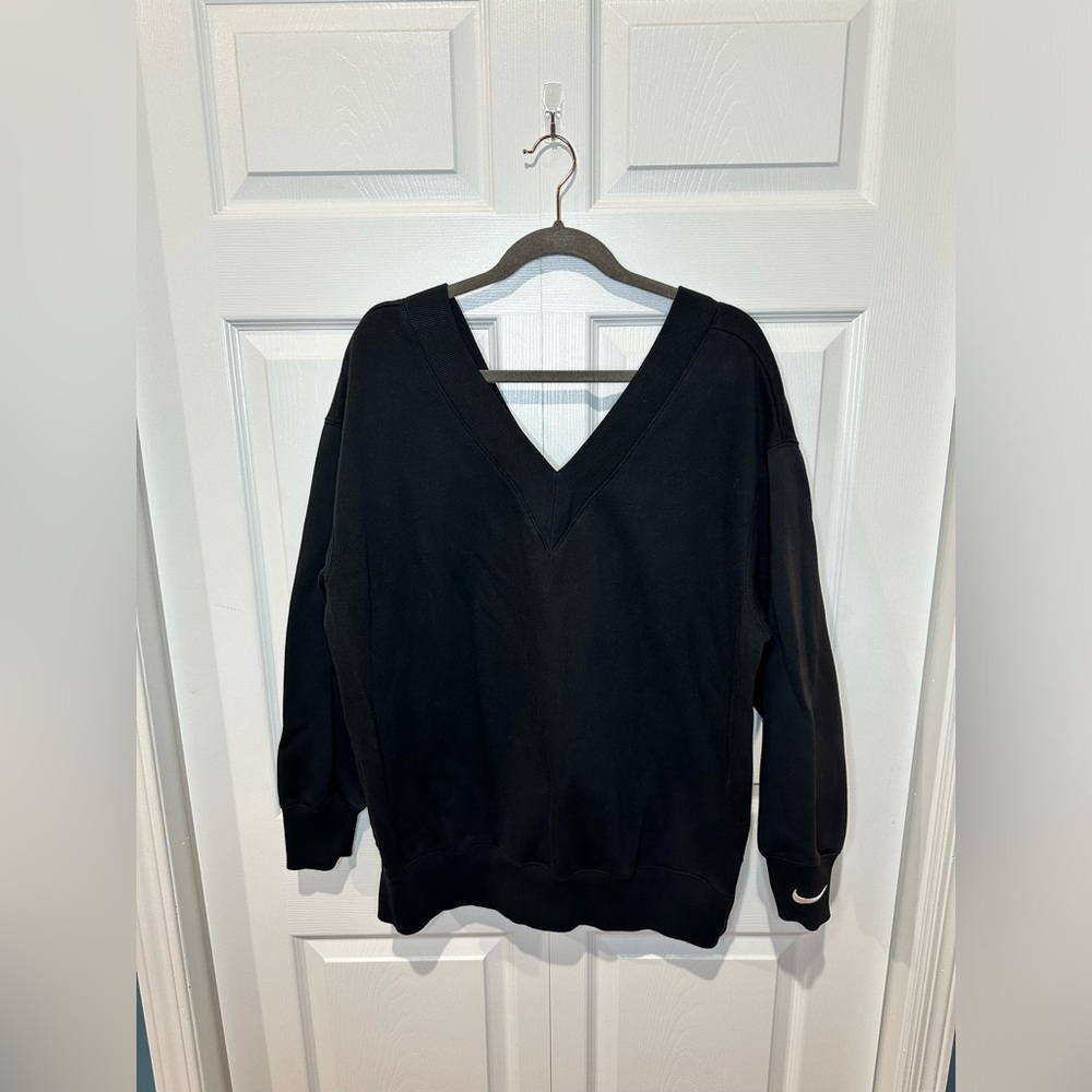 Nike Sportswear Phoenix Fleece oversized sweatshirt, black/sail, size large